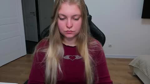 Snapshot of stacy_miraclee chatting on September 30, 3:17 pm Stacy  online show from September 30, 3:17 pm