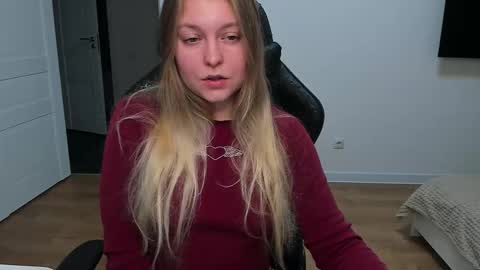 Snapshot of stacy_miraclee chatting on October 15, 2:30 pm Stacy  online show from October 15, 2:30 pm