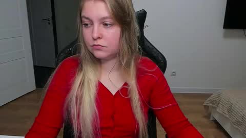 Snapshot of stacy_miraclee chatting on October 4, 4:55 pm Stacy  online show from October 4, 4:55 pm