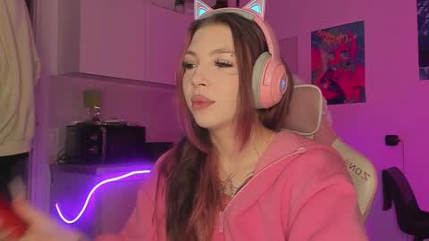 Stacy online show from November 19, 2:17 pm