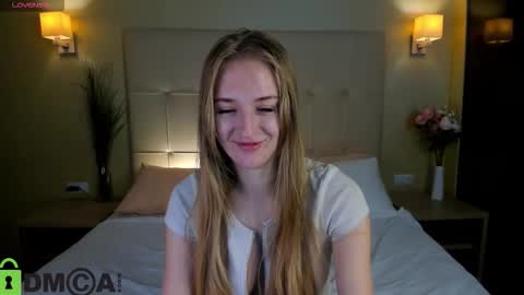 Stacy Mon Tue Wed Thu Fri Sun GMT GMT 3 1000am - 0400pm  online show from October 10, 9:14 am