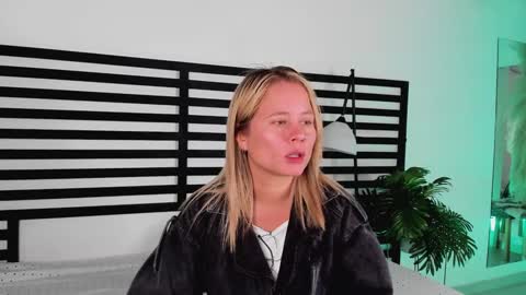 Stefanny   online show from January 21, 12:29 pm