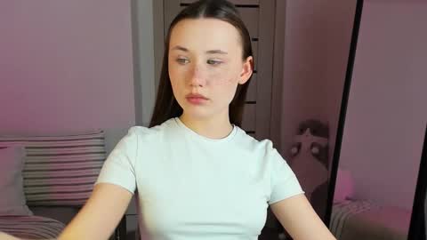 stella_sunny online show from September 12, 2:45 am