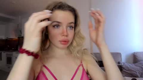 Asella online show from February 21, 8:17 am