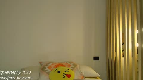 stephany online show from October 4, 5:35 am