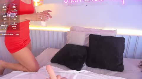 Stephany  online show from November 29, 4:44 pm