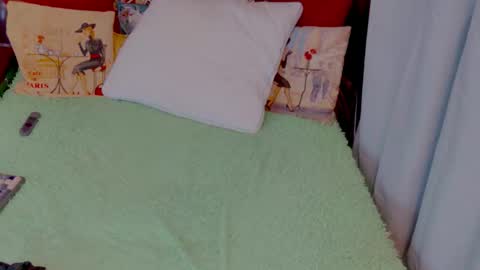 StiphlerMomy online show from December 18, 4:12 pm