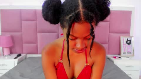 Sweety Stormi  online show from February 7, 4:06 am