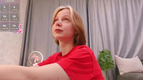 Luna online show from February 10, 1:47 pm