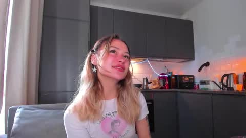 Tati and Lola online show from September 27, 7:26 am