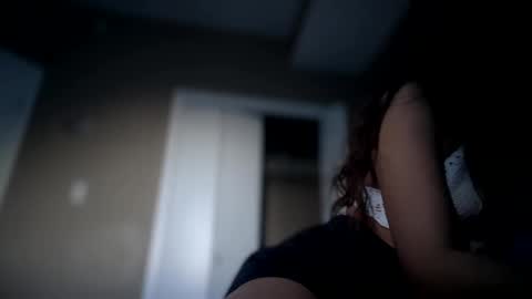 SaraSabeen online show from February 27, 12:10 am