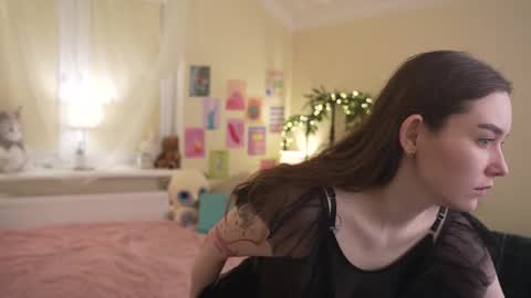 Rikki online show from March 2, 7:19 pm