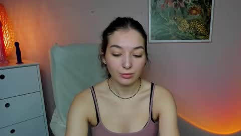Snapshot of sugar_xmegan chatting on October 23, 7:25 am Megan online show from October 23, 7:25 am