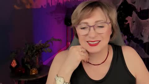 Vivien online show from October 19, 2:19 pm