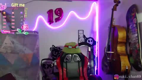 Sukylee online show from September 8, 3:22 pm