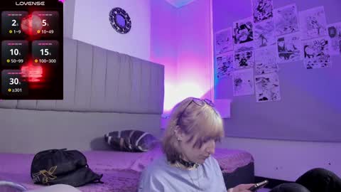 Snapshot of sukifuyu__ chatting on December 20, 12:38 pm    online show from December 20, 12:38 pm