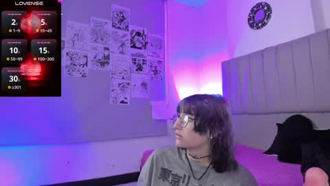 Snapshot of sukifuyu__ chatting on January 10, 12:15 pm    online show from January 10, 12:15 pm