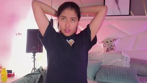 SUKI online show from February 3, 12:21 pm