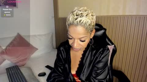 Summer online show from October 14, 1:35 pm