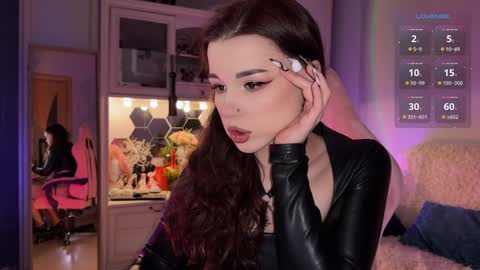 Snapshot of sun_for_you chatting on January 25, 3:25 pm Miss Nelly online show from January 25, 3:25 pm
