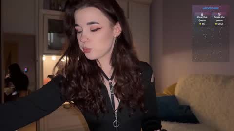 Snapshot of sun_for_you chatting on February 12, 6:09 pm Miss Nelly online show from February 12, 6:09 pm