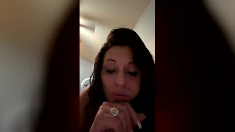 sunflowersinner94 online show from December 17, 1:55 am