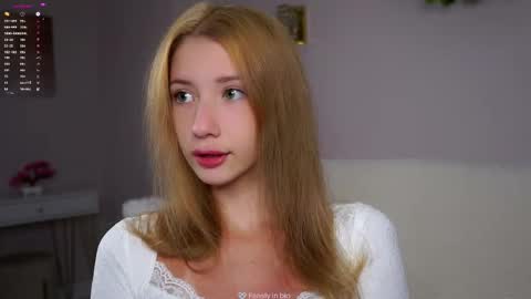 Lily online show from October 17, 1:36 pm