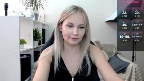 Naomi online show from September 18, 9:52 am