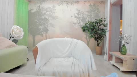 Snapshot of sunshine13_ chatting on September 29, 11:43 pm Eva  online show from September 29, 11:43 pm