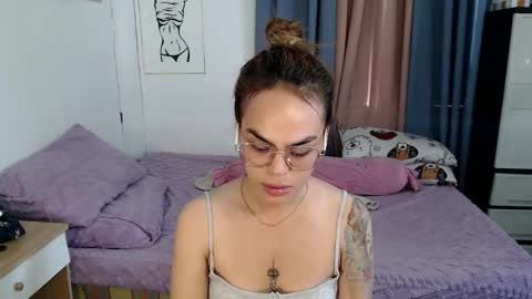 Im val online show from February 13, 4:03 am