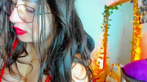 Dani online show from October 12, 6:54 pm