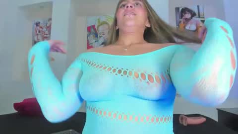 Susana online show from November 16, 6:19 pm