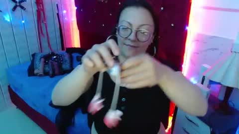 susanhotsex_ online show from November 9, 2:18 am