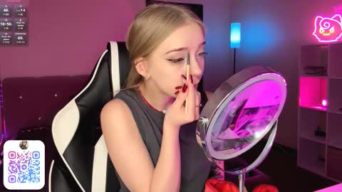 Jessica online show from February 28, 8:19 pm