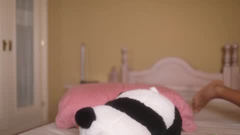 suzysuza online show from December 16, 12:00 pm