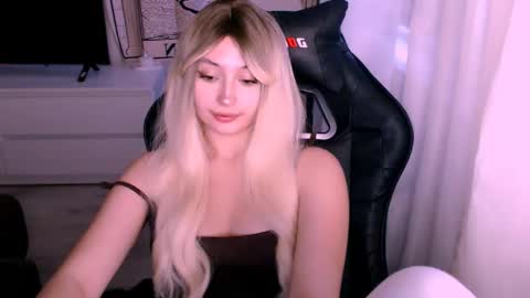 Kate online show from December 5, 3:17 am