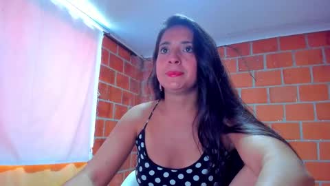 sweet and hot alaia online show from September 21, 3:21 pm