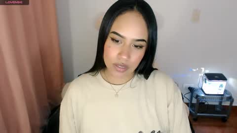 Stephanie online show from November 2, 3:10 am