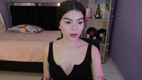 Candy online show from October 26, 3:18 pm