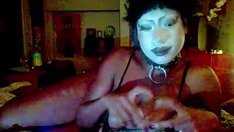 SweetDahlia online show from November 1, 1:10 am