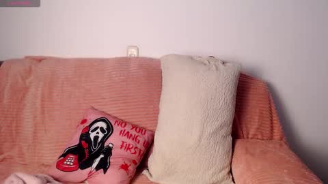 Hannah online show from November 26, 10:16 am