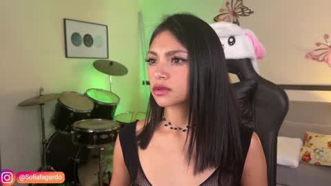 free            private online show from December 17, 11:49 pm