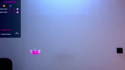 Mia online show from February 17, 11:31 am