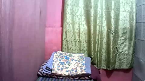 sweet_milkshake2004 online show from October 3, 11:04 am