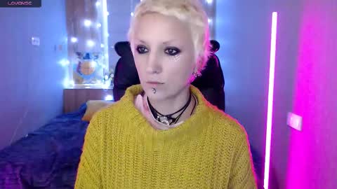 sweet_n_strong online show from December 14, 8:31 am