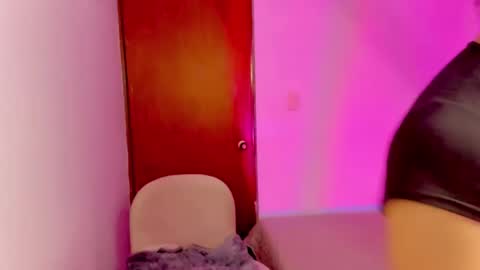 Sara online show from March 8, 12:20 am