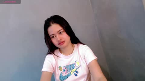 Leah online show from December 9, 5:18 am