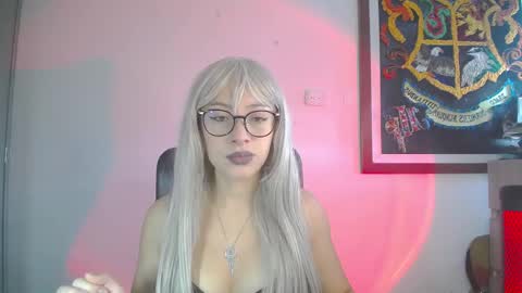 sweet_venus4 online show from January 9, 5:28 pm