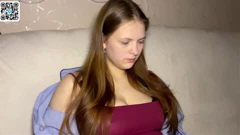 ELYA online show from February 22, 8:21 pm