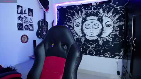 sweetbitter_ online show from February 17, 7:33 pm